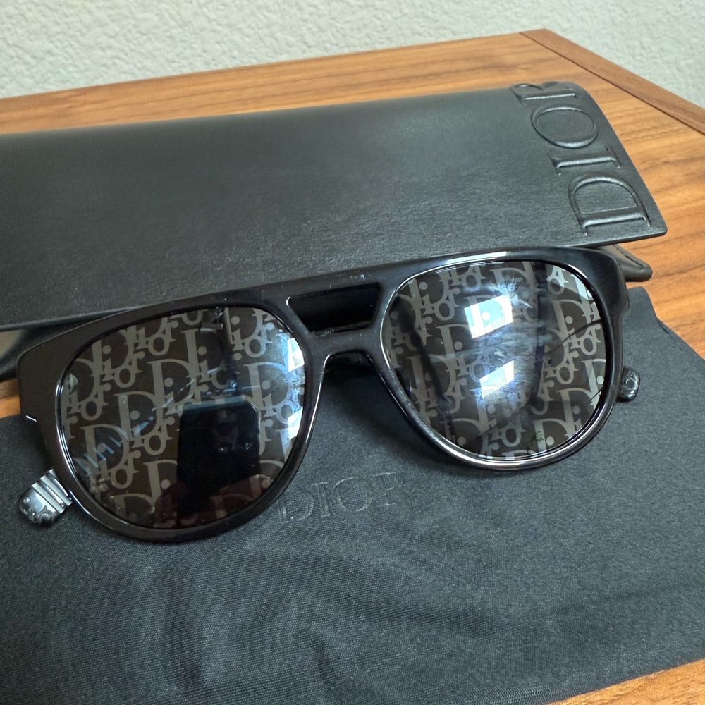 Dior Logo Lense Black Sunglasses